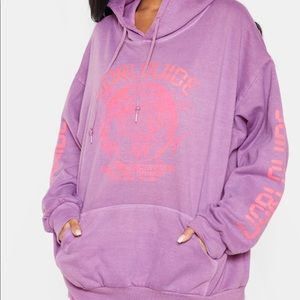 PrettyLittleThing Worldwide Slogan OversizedHoodie
